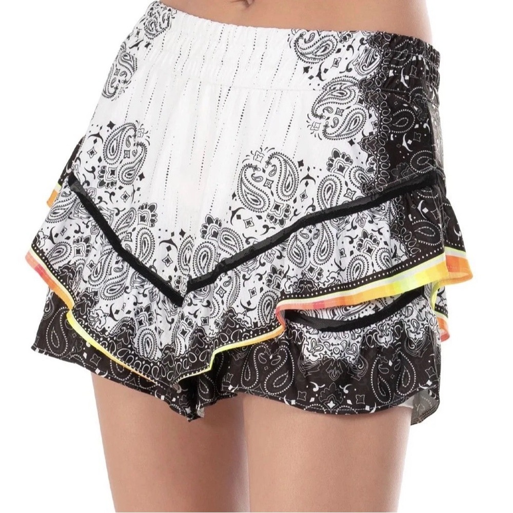 LUCKY IN LOVE Paisley Layered Tennis Golf Pickleball Skirt/Skort Size XS NWT